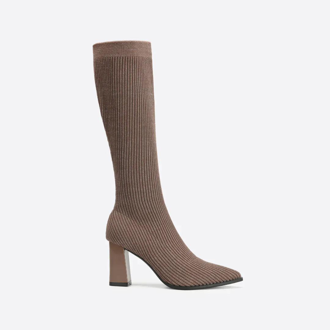 Gemma Knitted boots with a stylish heel for women