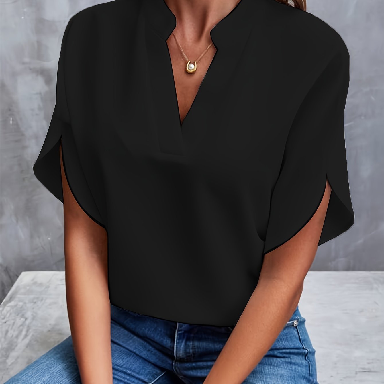 Carroll light and elegant blouse