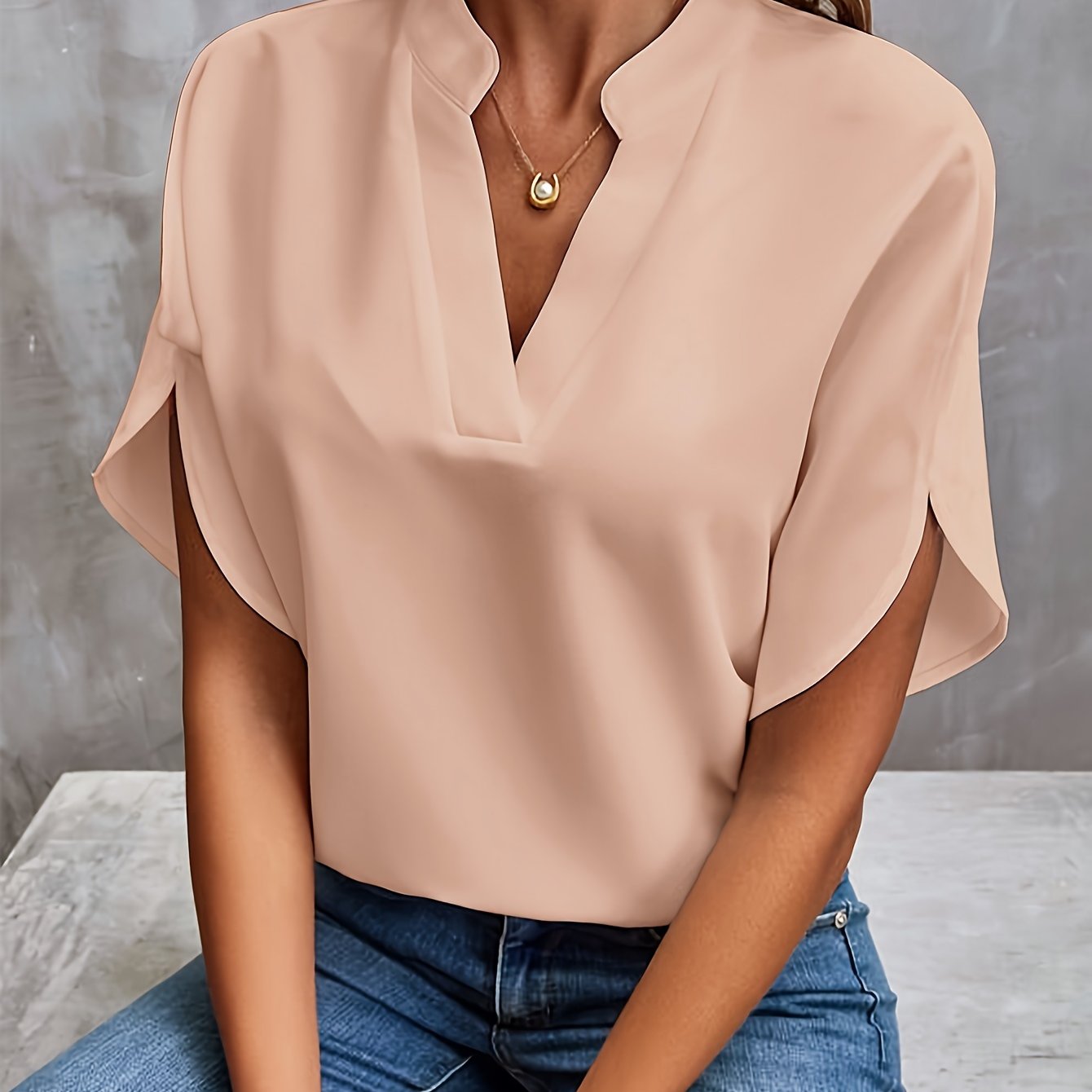 Carroll light and elegant blouse
