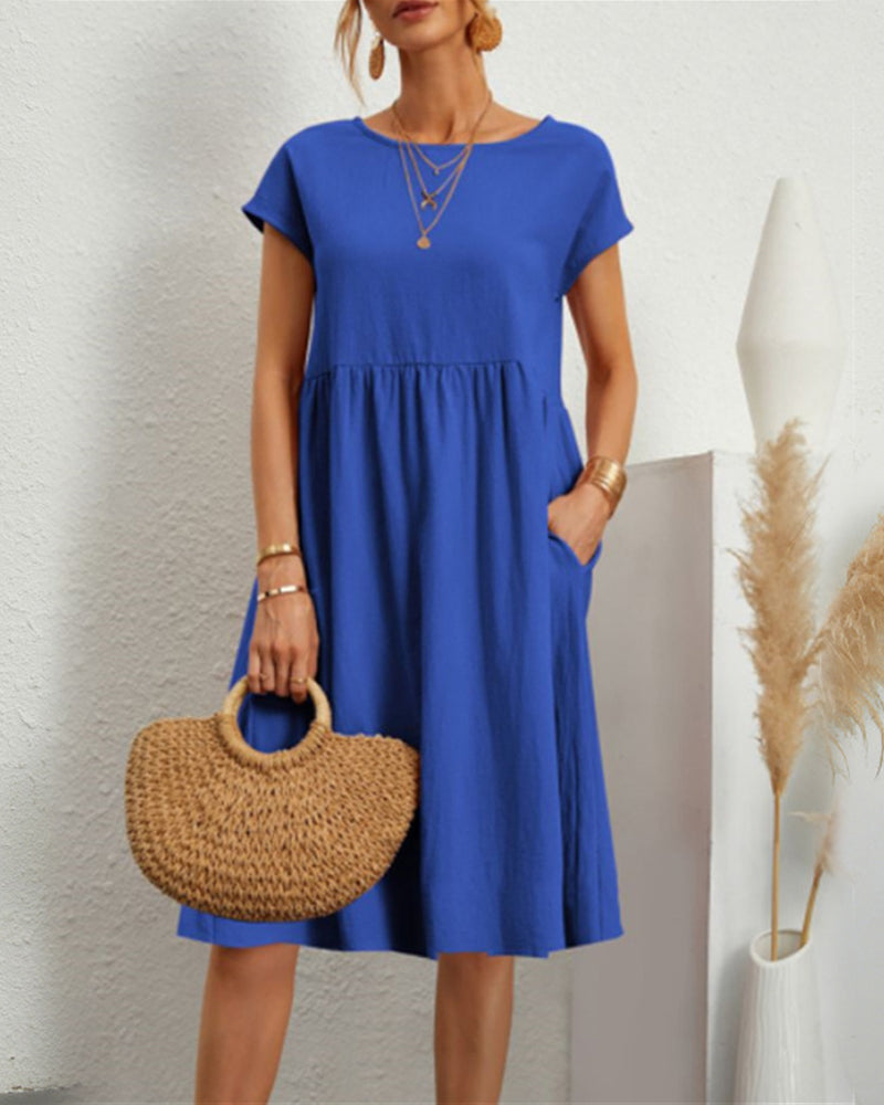 Loose dress with round neck