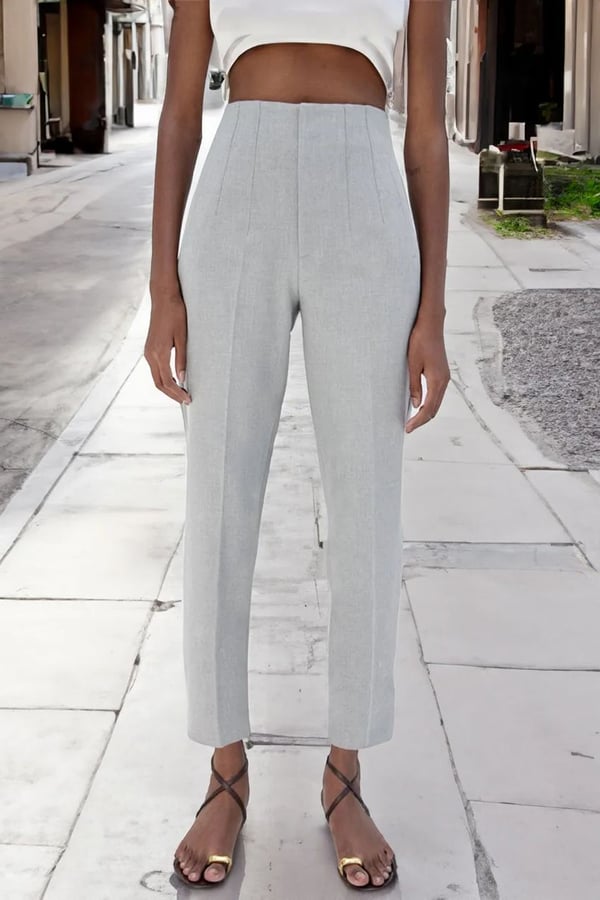 Pleated trousers with a high waistband - for a perfect figure