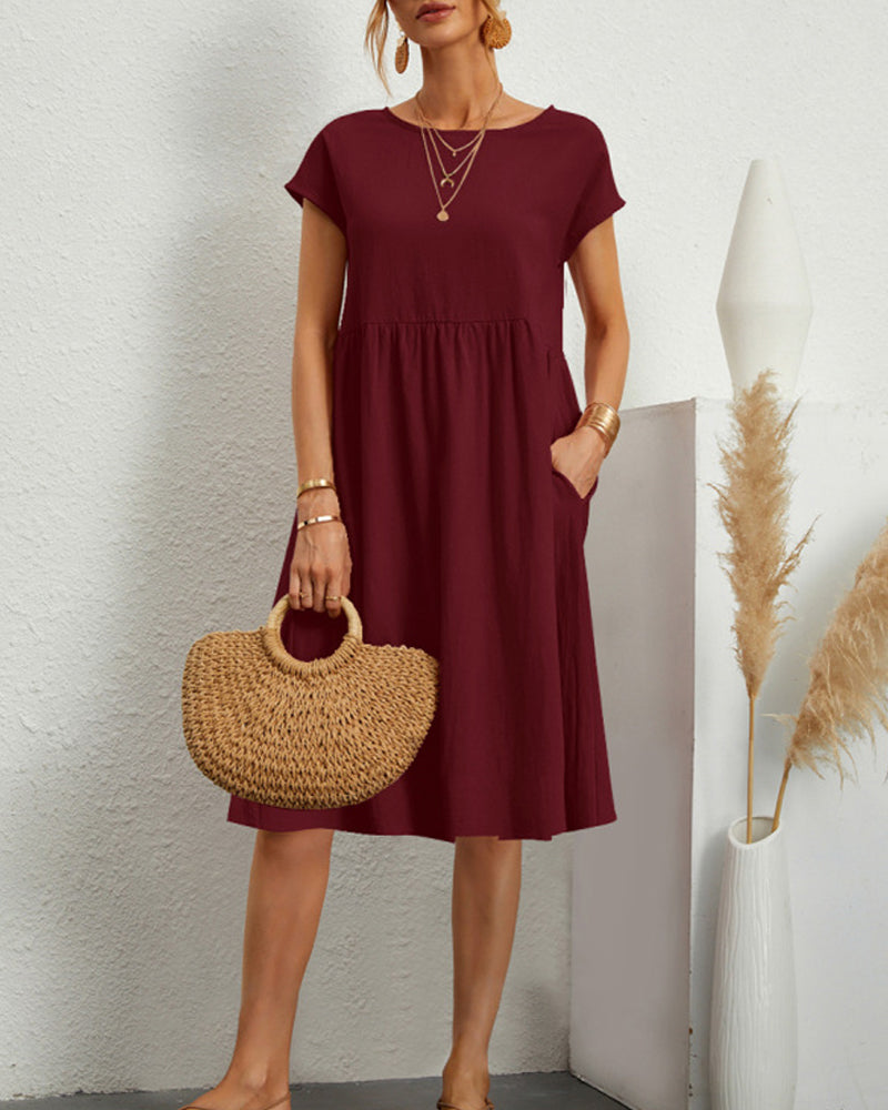 Loose dress with round neck