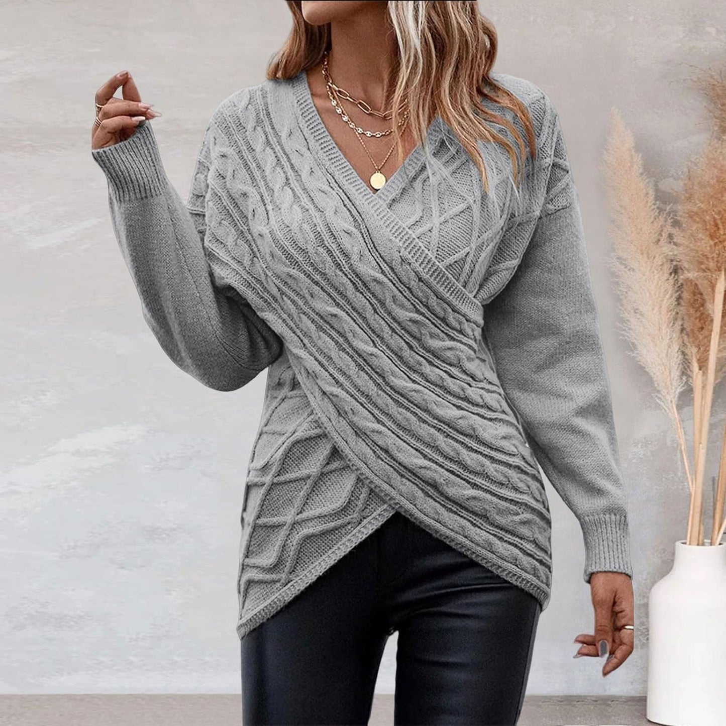 Single Colored V-Neck and Long Sleeve Pullovers