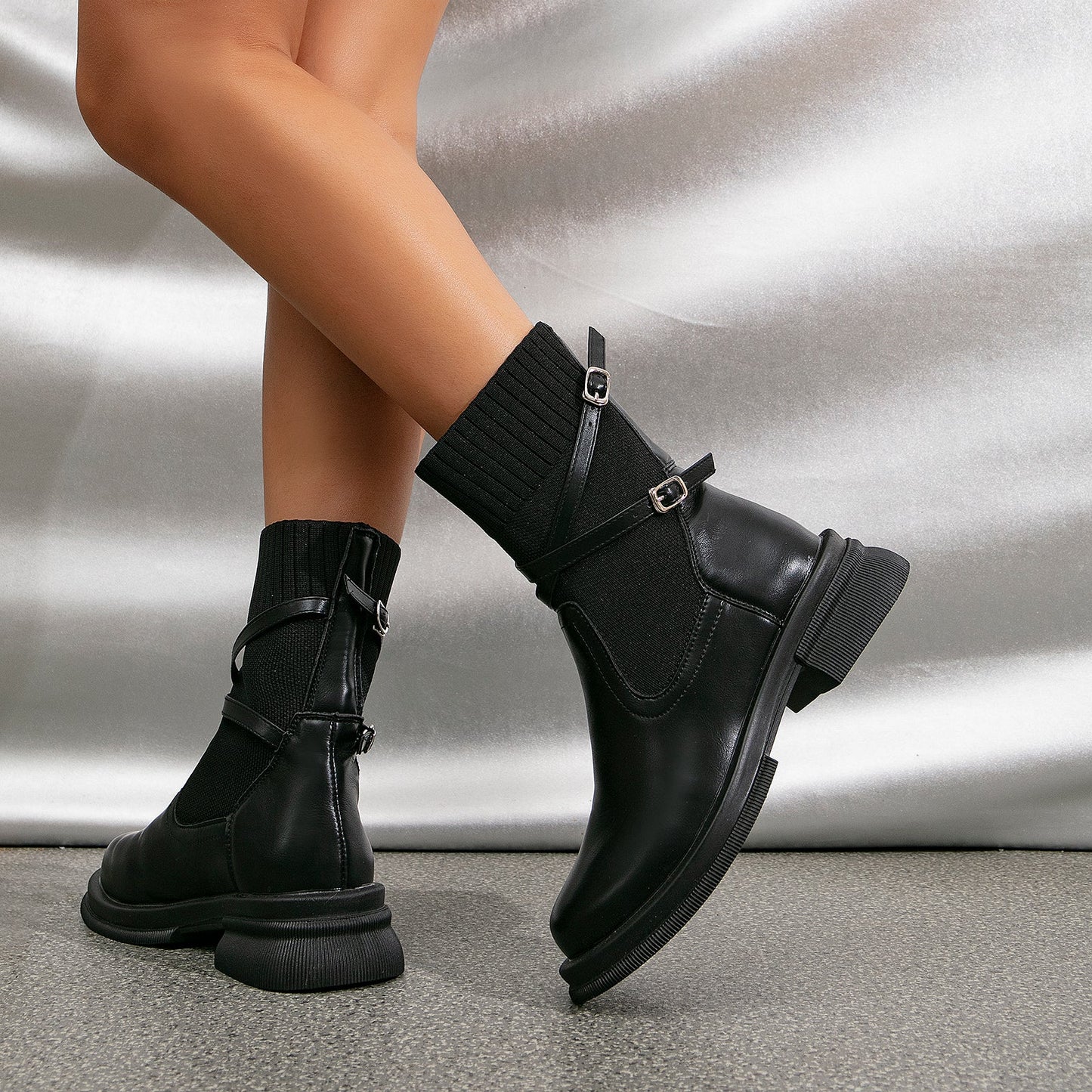 MOUSSE FIT - Ankle Boots With Strap