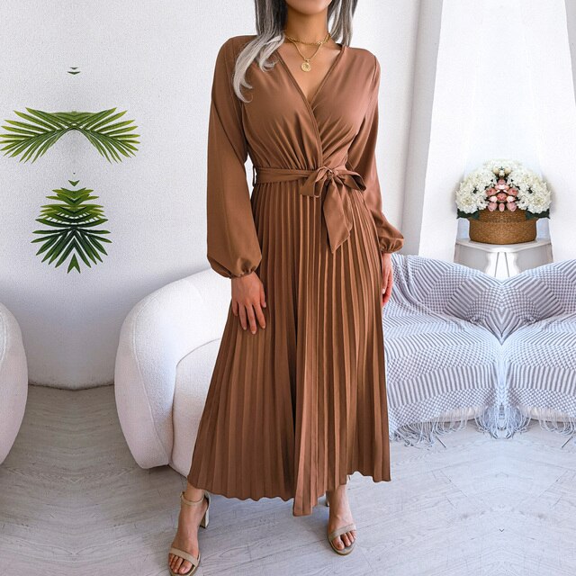 Lena - fashion pleated V-neck long dress for summer 2024