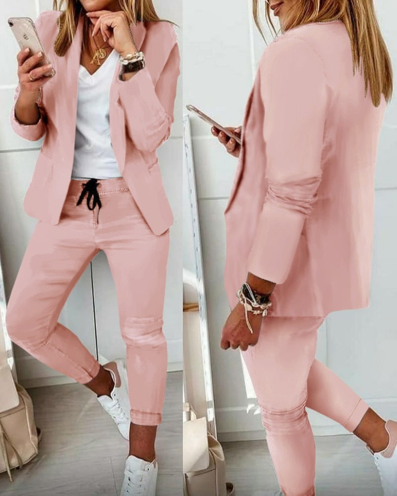 Casual Suit by Elizabeth