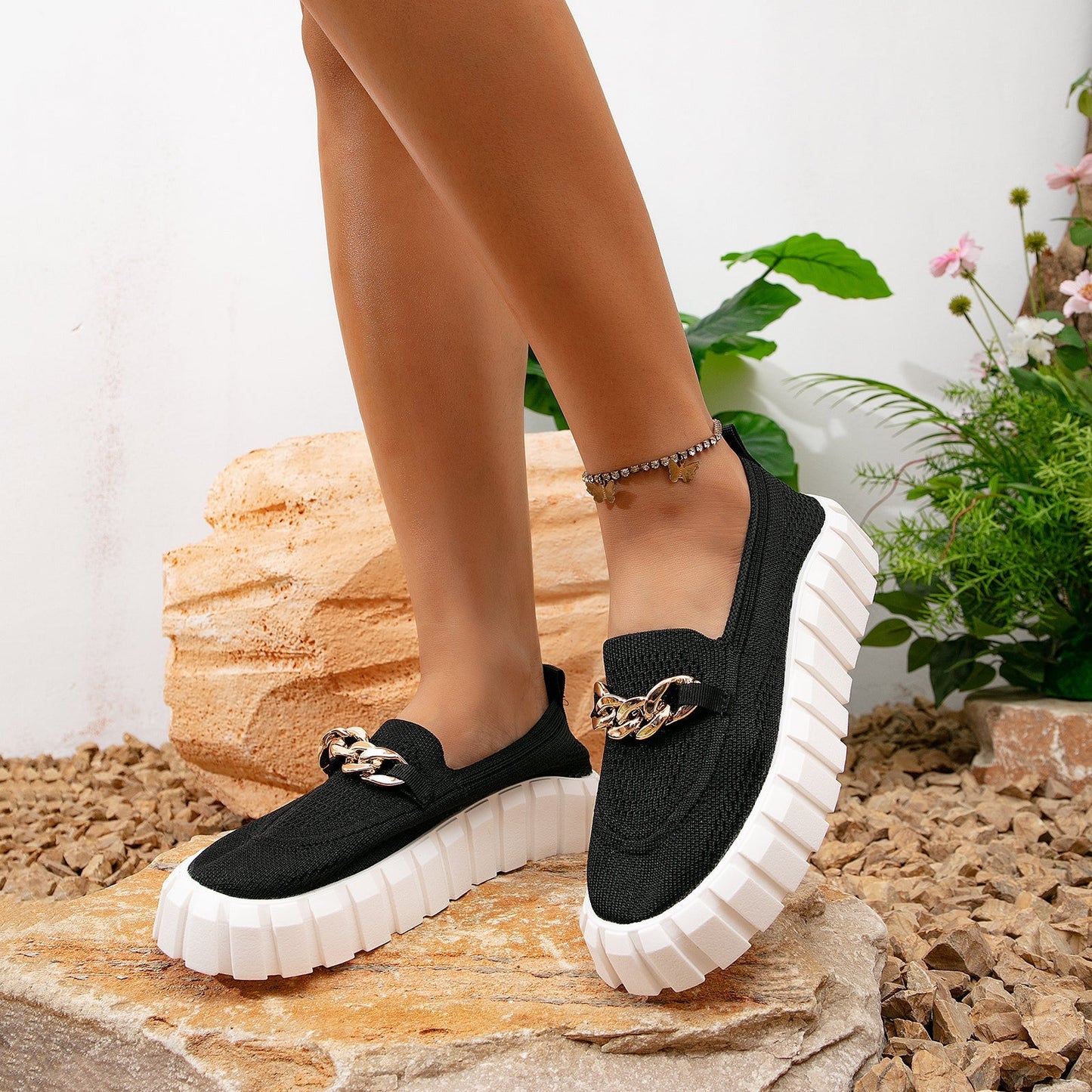 MOUSSE FIT - Comfortable designer loafers with handcrafted chain details