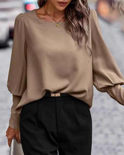 Plain blouse with lantern sleeve