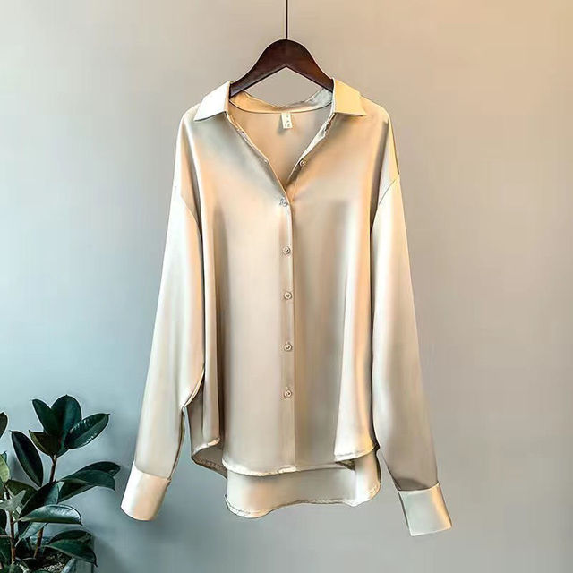 Evi | Satin Ladies Shirt with Shiny Elegance!