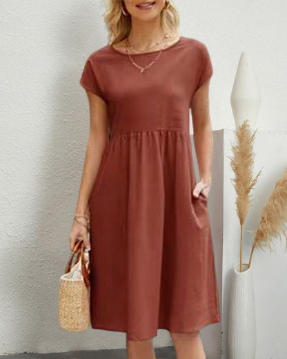 Loose dress with round neck
